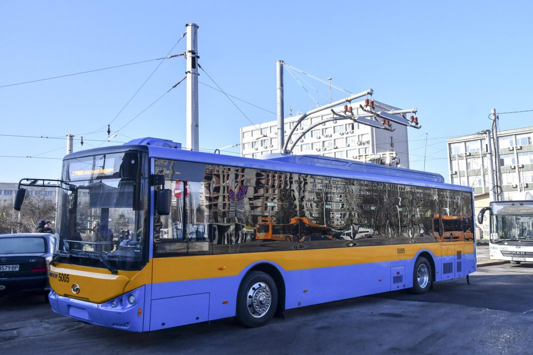 градски транспорт тролейбус